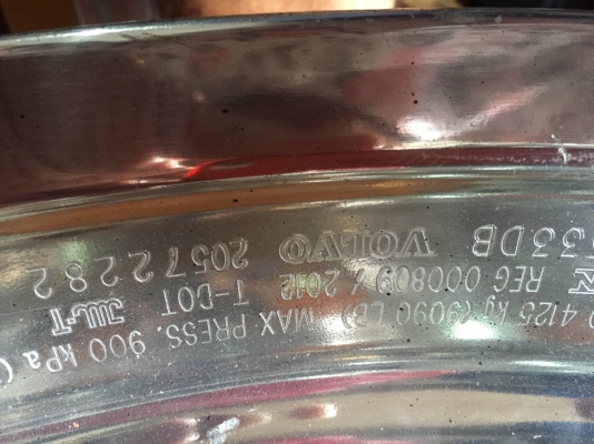 ล้อมีเนียมvolvo. 4000