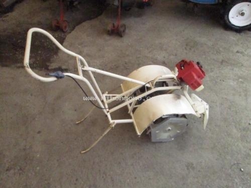 เครื่องกำจัดวัชพืชในร่องข้าว  KIORITZ รุ่น PC251N รหัสสินค้า 80803077 ติดต่อ 081-8283376  www.nihonmono.com