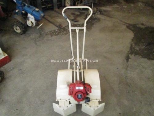 เครื่องกำจัดวัชพืชในร่องข้าว  KIORITZ รุ่น PC251N รหัสสินค้า 80803077 ติดต่อ 081-8283376  www.nihonmono.com