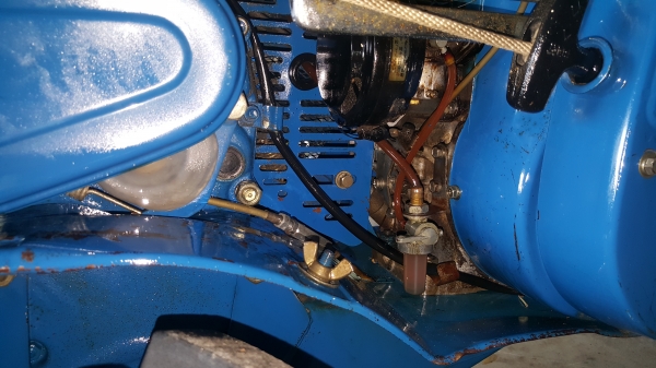 รถพรวนดิน 5.5 แรง  ใบตีเดินสวย พร้อมใช้งาน