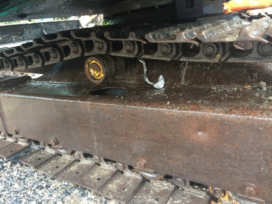 ขายรถขุดเล็ก komatsu pc30-7 สภาพเดิมๆพร้อมใช้