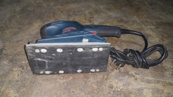 เครื่องขัดกระดาษทรายแบบสั่น bosch gss 230 แท้(ขอบคุณพี่สุริยา จากกรุงเทพ) เครื่องขัดกระดาษทรายแบบสั่น bosch gss 230 แท้(ขอบคุณพี่สุริยา จากกรุงเทพ)