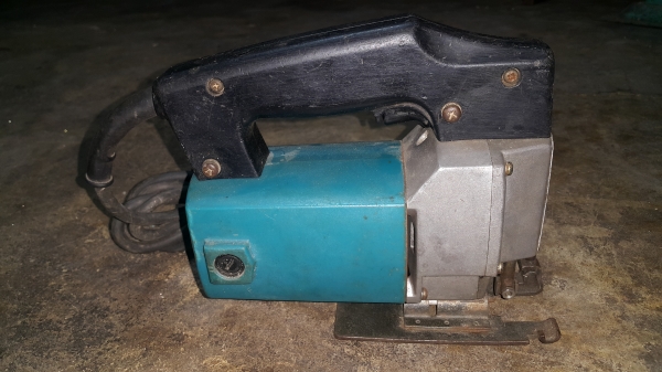 จิ๊กซอว์ตัดไม้ makita 4300 ญี่ปุ่นแท้(ขอบคุณพี่ศักดิ์สงคราม จากอยุธยา) จิ๊กซอว์ตัดไม้ makita 4300 ญี่ปุ่นแท้(ขอบคุณพี่ศักดิ์สงคราม จากอยุธยา)