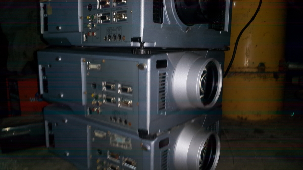 โปรเจคเตอร์ hitachi cp-x990