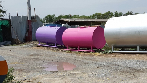 ถังน้ำมัน 5000 ลิตรหนา 6 มิลสีสวยๆหวานๆมีสองใบให้เลือก