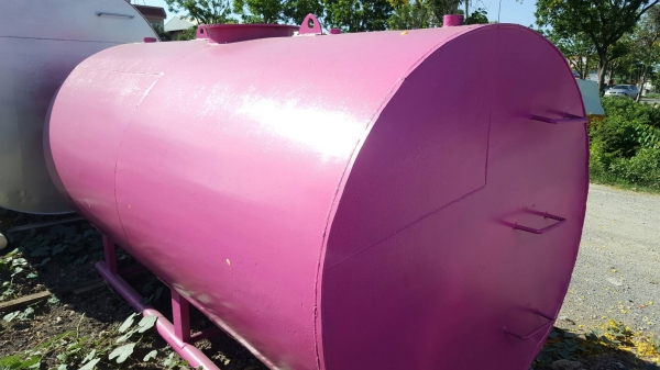 ถังน้ำมัน 5000 ลิตรหนา 6 มิลสีสวยๆหวานๆมีสองใบให้เลือก