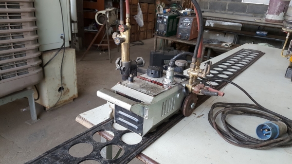 ถังน้ำมัน 5000 ลิตรหนา 6 มิลสีสวยๆหวานๆมีสองใบให้เลือก