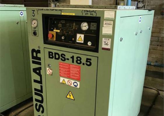 เครื่องปั้มลมมือสอง คุณภาพ Sullair 25 Hp อเมริกา ไม่เคยใช้งานในไทย เพิ่งนำเข้ามา 3 เครื่อง