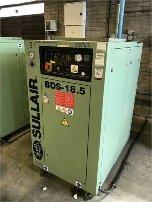 เครื่องปั้มลมมือสอง คุณภาพ Sullair 25 Hp อเมริกา ไม่เคยใช้งานในไทย เพิ่งนำเข้ามา 3 เครื่อง