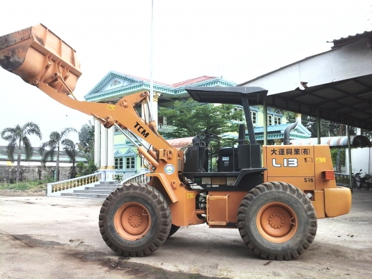 ขายรถตักล้อยาง TCM L13 เก่านอกแท้แขนยาว 4.10 เมตรยังไม่ใช้งานในไทยรถสภาพเต็มพร้อมใช้งานร้านละอองดาวแทรคเตอร์นครชัยศรี ขายรถตักล้อยาง TCM L13 เก่านอกแท้แขนยาว 4.10 เมตรยังไม่ใช้งานในไทยรถสภาพเต็มพร้อมใช้งานร้านละอองดาวแทรคเตอร์นครชัยศรี