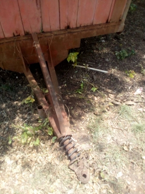 ขายเทเลอร์พ่วง ติดรถไถ   สภาพพร้อมใช้งาน  ราคา 45000 บาท   ต่อทีเบอร์ 098 668-3479 -094 283-9369 คุณ สิทธิ์