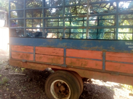 ขายเทเลอร์พ่วง ติดรถไถ   สภาพพร้อมใช้งาน  ราคา 45000 บาท   ต่อทีเบอร์ 098 668-3479 -094 283-9369 คุณ สิทธิ์