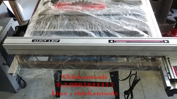 โต๊ะเลื่อยวงเดือน งานดีแข็งแรงมาก เป็นเหล็กทั้งตัว น้ำหนัก 100 กว่ากิโล มอเตอร์ 2 แรง ปรับใบขึ้น - ลง และปรับองศาใบได้ มีรั้วทำจากอลูมิเนียม เที่ยงตรง งานคุณภาพดีกว่าแบรนด์ดังในท้องตลาด มีมา 2 ขนาด ขนาด ใบตัด 10 และ 12 นิ้ว