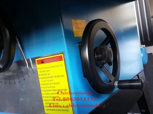 โต๊ะเลื่อยวงเดือน งานดีแข็งแรงมาก เป็นเหล็กทั้งตัว น้ำหนัก 100 กว่ากิโล มอเตอร์ 2 แรง ปรับใบขึ้น - ลง และปรับองศาใบได้ มีรั้วทำจากอลูมิเนียม เที่ยงตรง งานคุณภาพดีกว่าแบรนด์ดังในท้องตลาด มีมา 2 ขนาด ขนาด ใบตัด 10 และ 12 นิ้ว