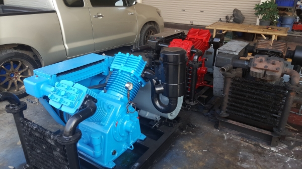 ขายปั้มลมพูม่าขนาด 1 แรงสภาพสมบูรณ์ใช้งานได้เลย ขายปั้มลมพูม่าขนาด 1 แรงสภาพสมบูรณ์ใช้งานได้เลย