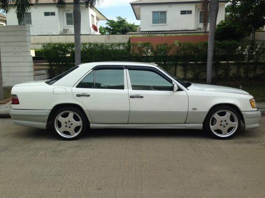 Benz 300E ปี97 เกียร์ออโต้ แก๊สหัวฉีด Benz 300E ปี97 เกียร์ออโต้ แก๊สหัวฉีด