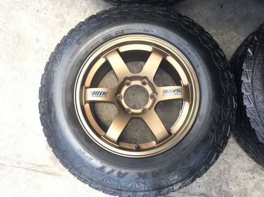 ขายล้อแม็ก TE37 SUV พร้อมยาง Falken Wildpeak AT01 265-65-17 ปี15 ขายล้อแม็ก TE37 SUV พร้อมยาง Falken Wildpeak AT01 265-65-17 ปี15
