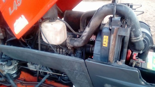 รถไถ่KUBOTA L4508 พร้อมใช้งาน อุปกรณ์ 2 ชิ้น ดันหน้า พาลหลัง เล่มทะเบียน พร้อม ราคาเบาๆๆ รถไถ่KUBOTA L4508 พร้อมใช้งาน อุปกรณ์ 2 ชิ้น ดันหน้า พาลหลัง เล่มทะเบียน พร้อม ราคาเบาๆๆ