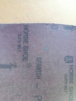 450 บ.ส่งฟรี083-2000058 LINE ID: line832923 กระดาษทรายแบบวง ยี่ห้อ HORSE SHOE ผลิต สเปน หน้ากว้าง 4นิ้ว ความละเอียดNo. 80 สำหรับใส่เครื่องขัดแบบรถถัง