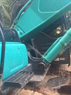 ขายรถแบคโฮ KOBELCO SK200-8 YN12T superXm ทำงาน 4354ชั่วโมง สนใจโทร 081-970-1072