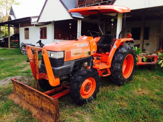 ขายรถไถคูโบต้า 34 แรงอุปกรณ์หน้าหลัง รถไร่ ขายรถไถคูโบต้า 34 แรงอุปกรณ์หน้าหลัง รถไร่