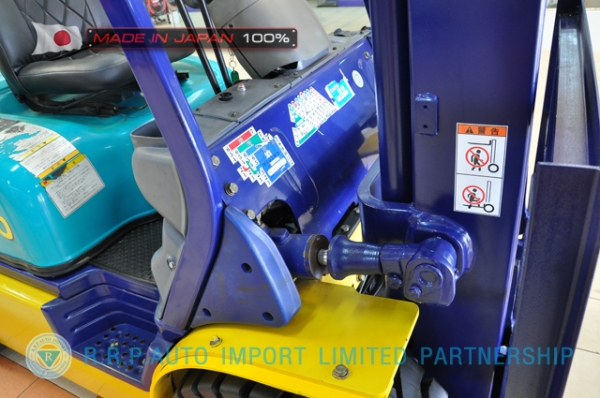 ขายรถโฟล์คลิฟท์มือสอง KOMATSU รุ่น FG30HT-12-520568 นำเข้าไม่เคยใช้งานในไทย