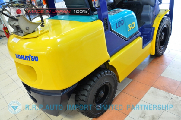 ขายรถโฟล์คลิฟท์มือสอง KOMATSU รุ่น FG30HT-12-520568 นำเข้าไม่เคยใช้งานในไทย