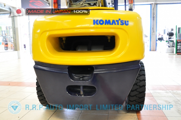 ขายรถโฟล์คลิฟท์มือสอง KOMATSU รุ่น FG30HT-12-520568 นำเข้าไม่เคยใช้งานในไทย