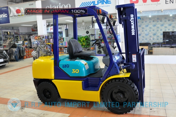 ขายรถโฟล์คลิฟท์มือสอง KOMATSU รุ่น FG30HT-12-520568 นำเข้าไม่เคยใช้งานในไทย