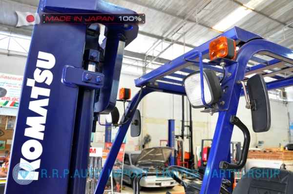 ขายรถโฟล์คลิฟท์มือสอง KOMATSU รุ่น FG30HT-12-520568 นำเข้าไม่เคยใช้งานในไทย