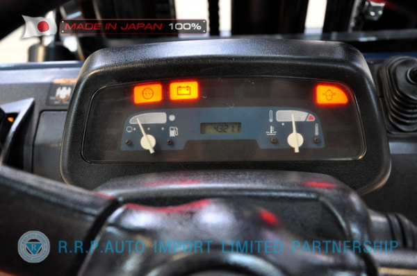 ขายรถโฟล์คลิฟท์มือสอง TOYOTA รุ่น 7FDJ35-23354 นำเข้าจากประเทศญี่ปุ่น 100\% ไม่เคยใช้งานในไทย