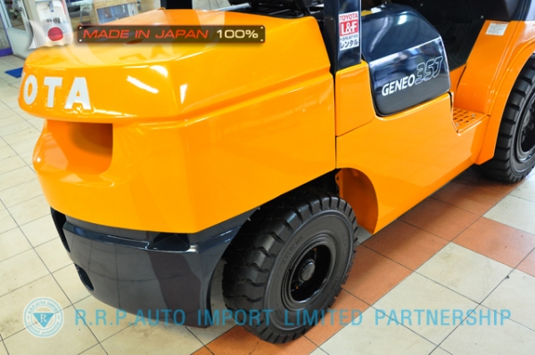 ขายรถโฟล์คลิฟท์มือสอง TOYOTA รุ่น 7FDJ35-23354 นำเข้าจากประเทศญี่ปุ่น 100\% ไม่เคยใช้งานในไทย