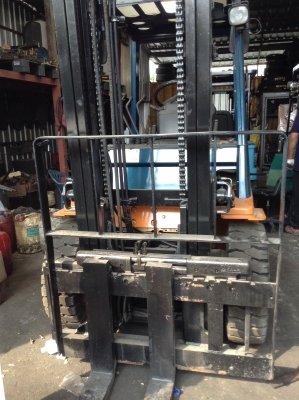 +++ ขายโฟล์คลิฟท์ TOYOTA 7FD35 ขนาด 3.5 ตัน เครื่องยนต์ดีเซล เสา 3 เมตร ฟูลฟรีเข้าตู่้ งาสไลด์ซ้าย + ขวา เกียร์ออโตเมติค ยางตัน่ใหม่ 4 เส้นครับ (รถนอก สภาพดี) +++ ขายโฟล์คลิฟท์ TOYOTA 7FD35 ขนาด 3.5 ตัน เครื่องยนต์ดีเซล เสา 3 เมตร ฟูลฟรีเข้าตู่้ งาสไลด์ซ้าย + ขวา เกียร์ออโตเมติค ยางตัน่ใหม่ 4 เส้นครับ (รถนอก สภาพดี)