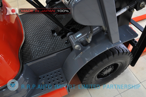 ขายรถโฟล์คลิฟท์มือสอง TOYOTA รุ่น 6FD15-33139 นำเข้าจากประเทศญี่ปุ่น 100\% ไม่เคยใช้งานในไทย