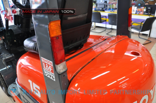 ขายรถโฟล์คลิฟท์มือสอง TOYOTA รุ่น 6FD15-33139 นำเข้าจากประเทศญี่ปุ่น 100\% ไม่เคยใช้งานในไทย