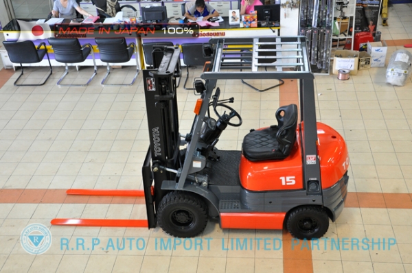 ขายรถโฟล์คลิฟท์มือสอง TOYOTA รุ่น 6FD15-33139 นำเข้าจากประเทศญี่ปุ่น 100\% ไม่เคยใช้งานในไทย