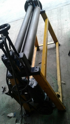 ขายเครื่องม้วน4ฟุตม้วนได้2มิลราคาเบาๆครับ