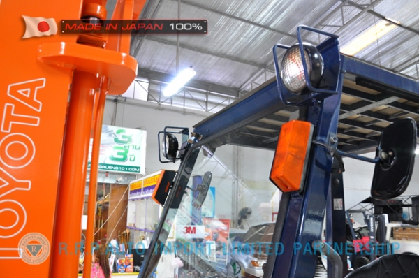 ขายรถโฟล์คลิฟท์มือสอง TOYOTA รุ่น 5FD25-60381 นำเข้าจากประเทศญี่ปุ่น 100\% ไม่เคยใช้งานในไทย