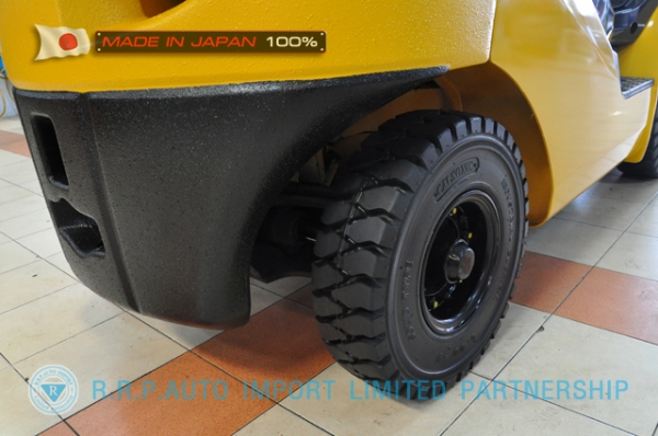ขายรถโฟล์คลิฟท์มือสอง KOMATSU รุ่น FD25T-16-702220 นำเข้าไม่เคยใช้งานในไทย
