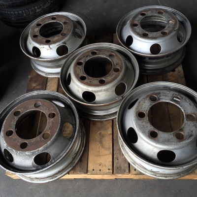 กะทะ6ล้อTOPY ขอบ17.5 6รู 6วง วงละ800 กะทะ6ล้อTOPY ขอบ17.5 6รู 6วง วงละ800