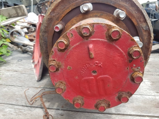 ขายแท่นเพลาท้ายสามสาแหรกUD ขายแท่นเพลาท้ายสามสาแหรกUD