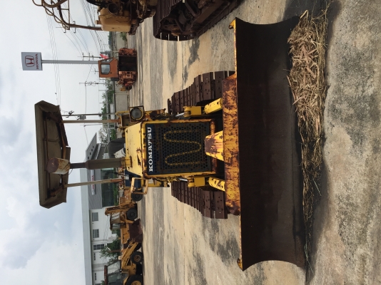 ขายรถดัน D20A-6 เก่านอก 200,000บาท ขายรถดัน D20A-6 เก่านอก 200,000บาท