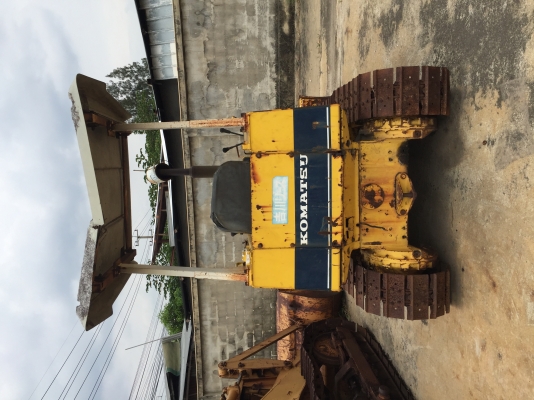 ขายรถดัน D20A-6 เก่านอก 200,000บาท ขายรถดัน D20A-6 เก่านอก 200,000บาท