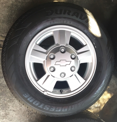 ล้อแม็ก Chevrolet ขอบ 15 พร้อมยาง Bridgestone 215-70-15 ล้อแม็ก Chevrolet ขอบ 15 พร้อมยาง Bridgestone 215-70-15