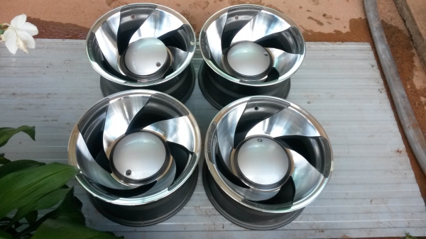 ขายล้อแม็กเรโทรคลาสสิค ขายล้อแม็กเรโทรคลาสสิค