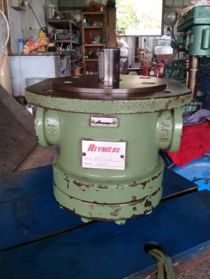 ปั้มน้ำมันไฮโดรลิคสภาพดีREYNOLDS