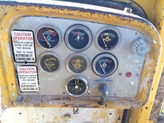 ขายรถดันดิน CAT D7 รถนอกนำเข้าเอง สภาพสวยพร้อมใช้งาน มีVDOการทำงานครับ