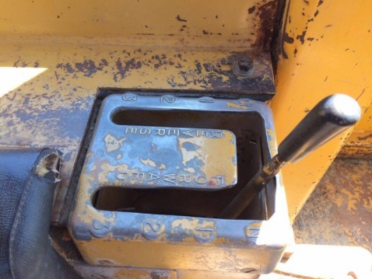 ขายรถดันดิน CAT D7 รถนอกนำเข้าเอง สภาพสวยพร้อมใช้งาน มีVDOการทำงานครับ