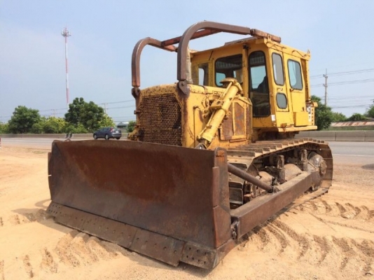 ขายรถดันดิน CAT D7 รถนอกนำเข้าเอง สภาพสวยพร้อมใช้งาน มีVDOการทำงานครับ