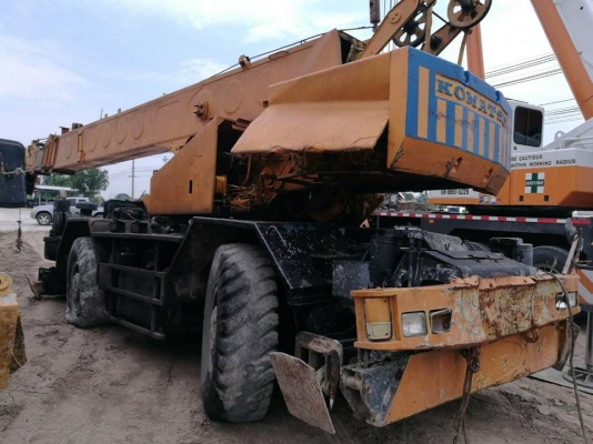 ขายเครน KOMATSU 20ตัน4ล้อ สภาพเดิม เครื่องดี NOBOOK บูมสวย